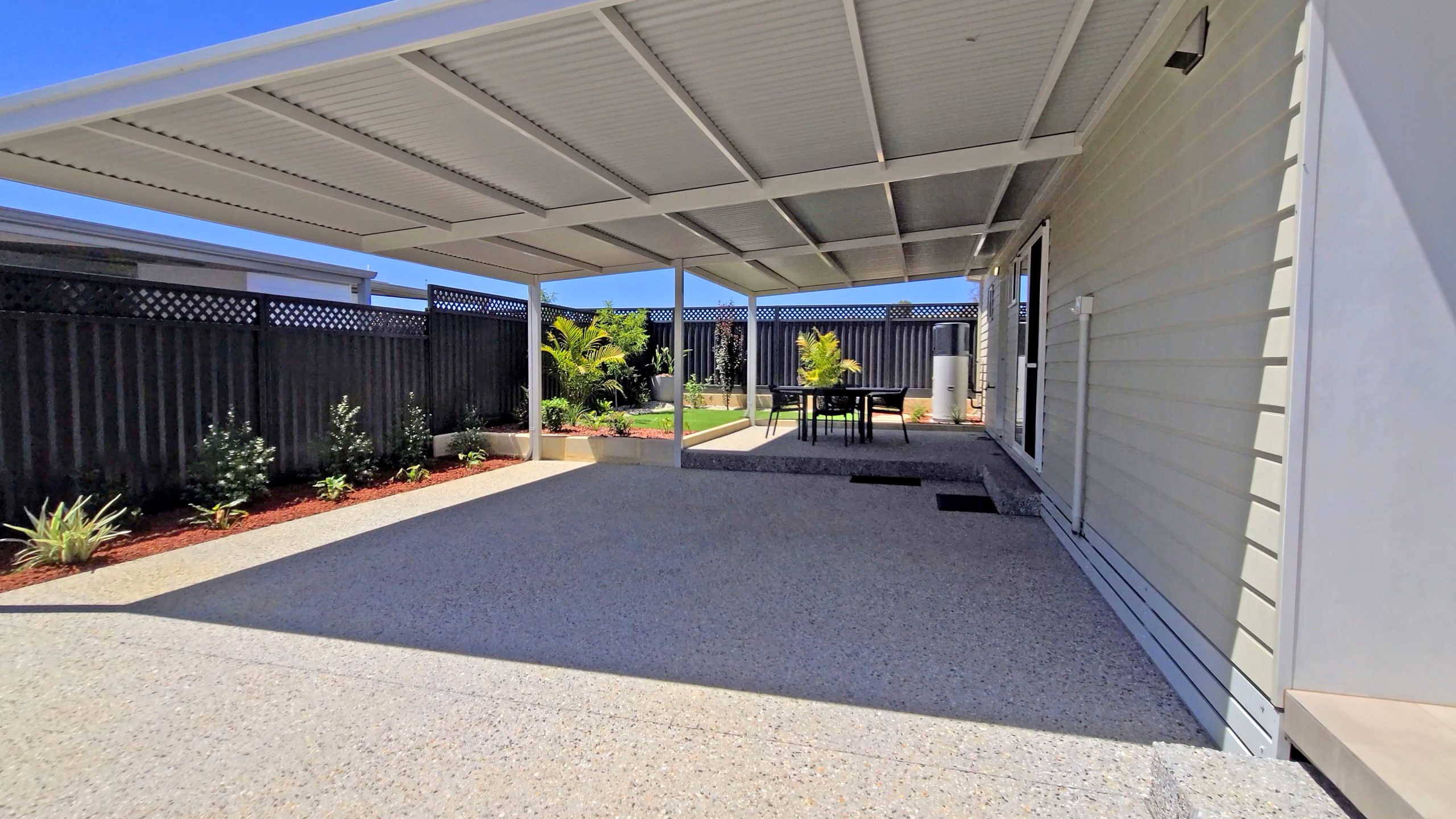 Gingin Eco Lifestyle Village - The Honeyeater